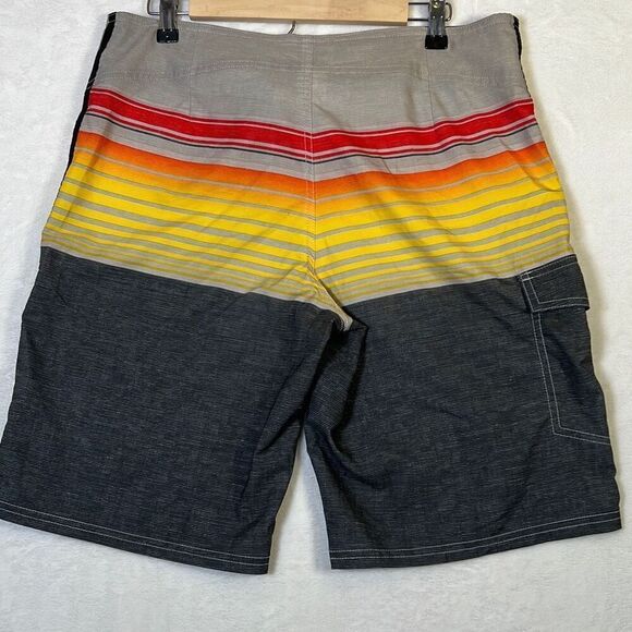 Mossimo supply co board shorts- Men size‎ 34 - Picture 3 of 4